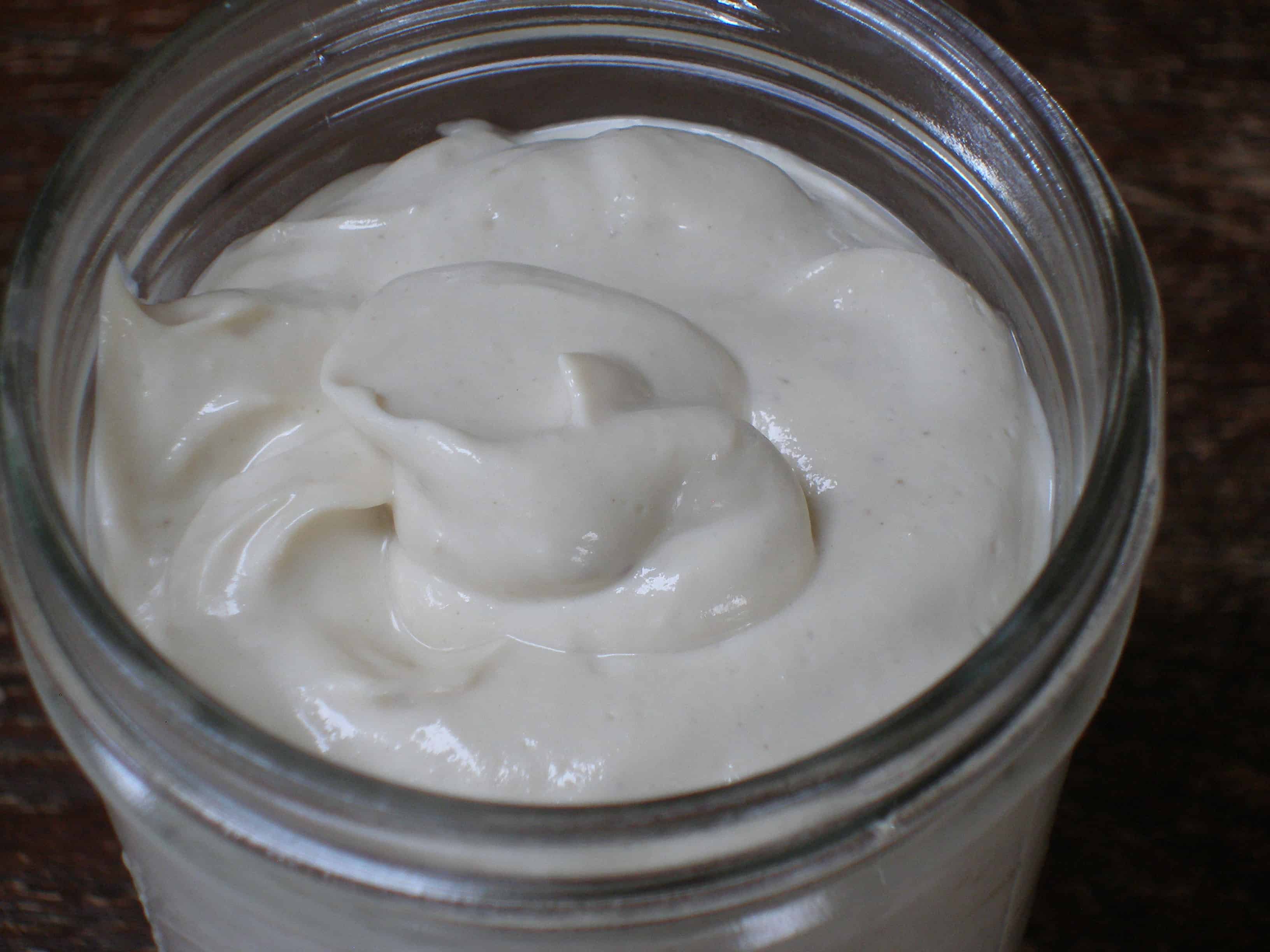 homemade vegan mayonnaise